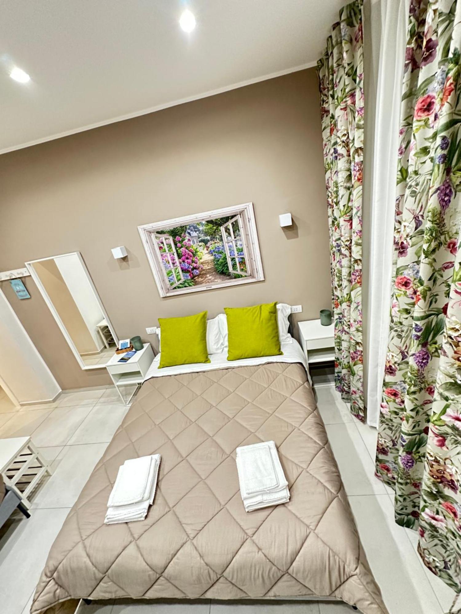 Di Passaggio Hotel Bari Exterior photo